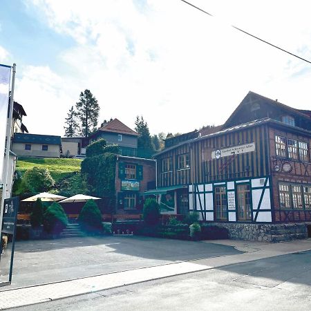 Gasthof&Pension Schwarzer Adler Masserberg Exterior foto