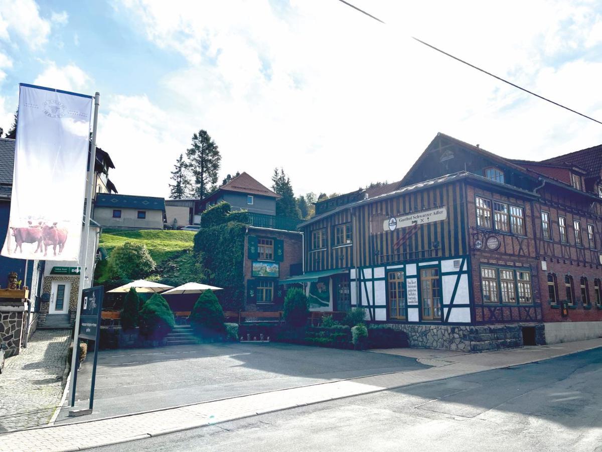 Gasthof&Pension Schwarzer Adler Masserberg Exterior foto